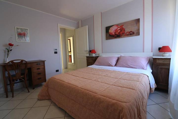 Casa vacanza per 5 persone, con Terrazza e Panorama a Sutri