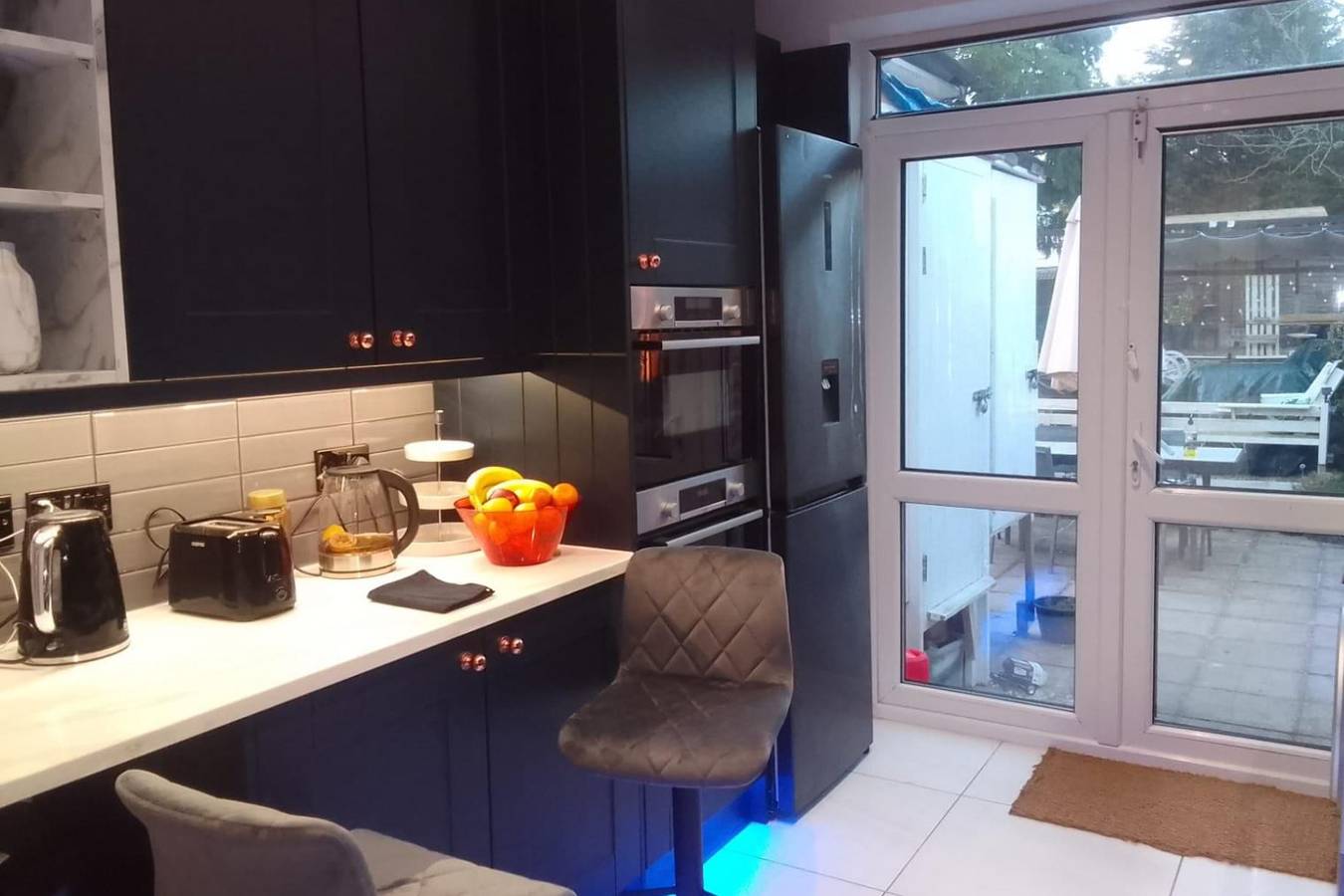 2 Bedroom Bungalo - Free Parking, Wifi & Garden in Wolverhampton, Région de Birmingham