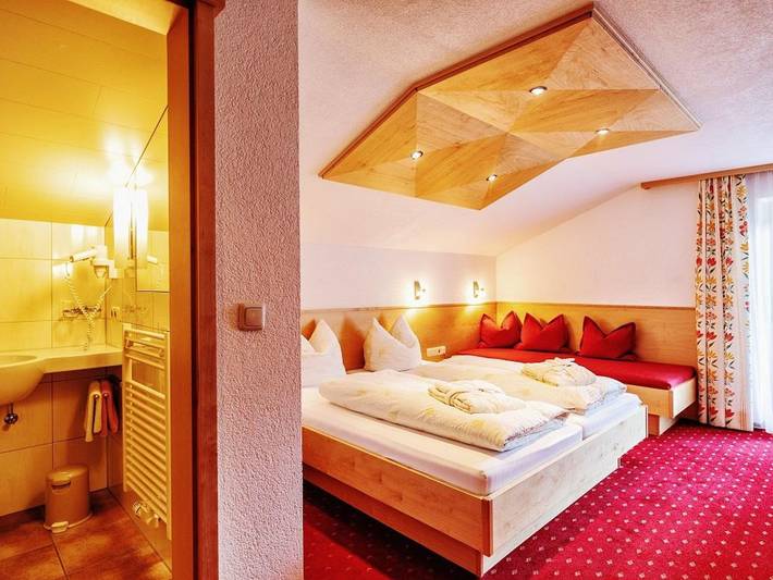 Hotel für 6 Personen, mit Terrasse und Garten in Damüls - 4