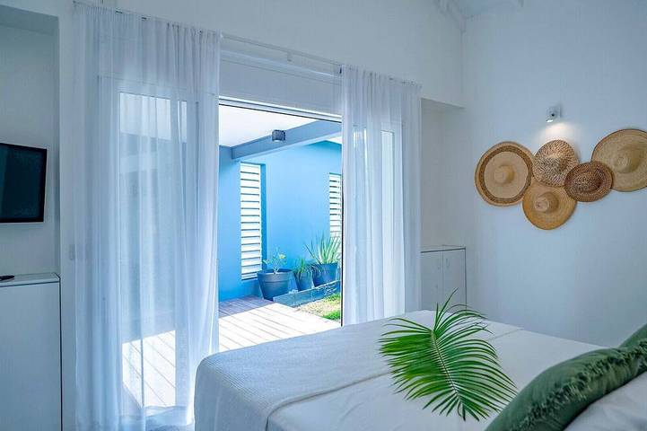 Villa Morgan, moderne, piscine chauffée et proche commodités in Saint-François, Guadeloupe