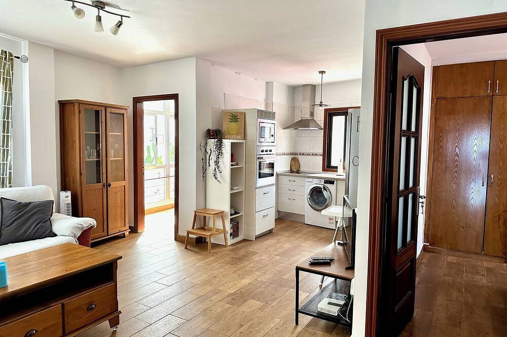 Apartamento entero, Pambnb - Encantador Apartamento con Vista al Mar in Bajamar , San Cristóbal de La Laguna