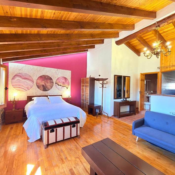 Casa rural para 16 personas, con jardín y piscina, Se admiten mascotas en Comarca de Teruel - 3