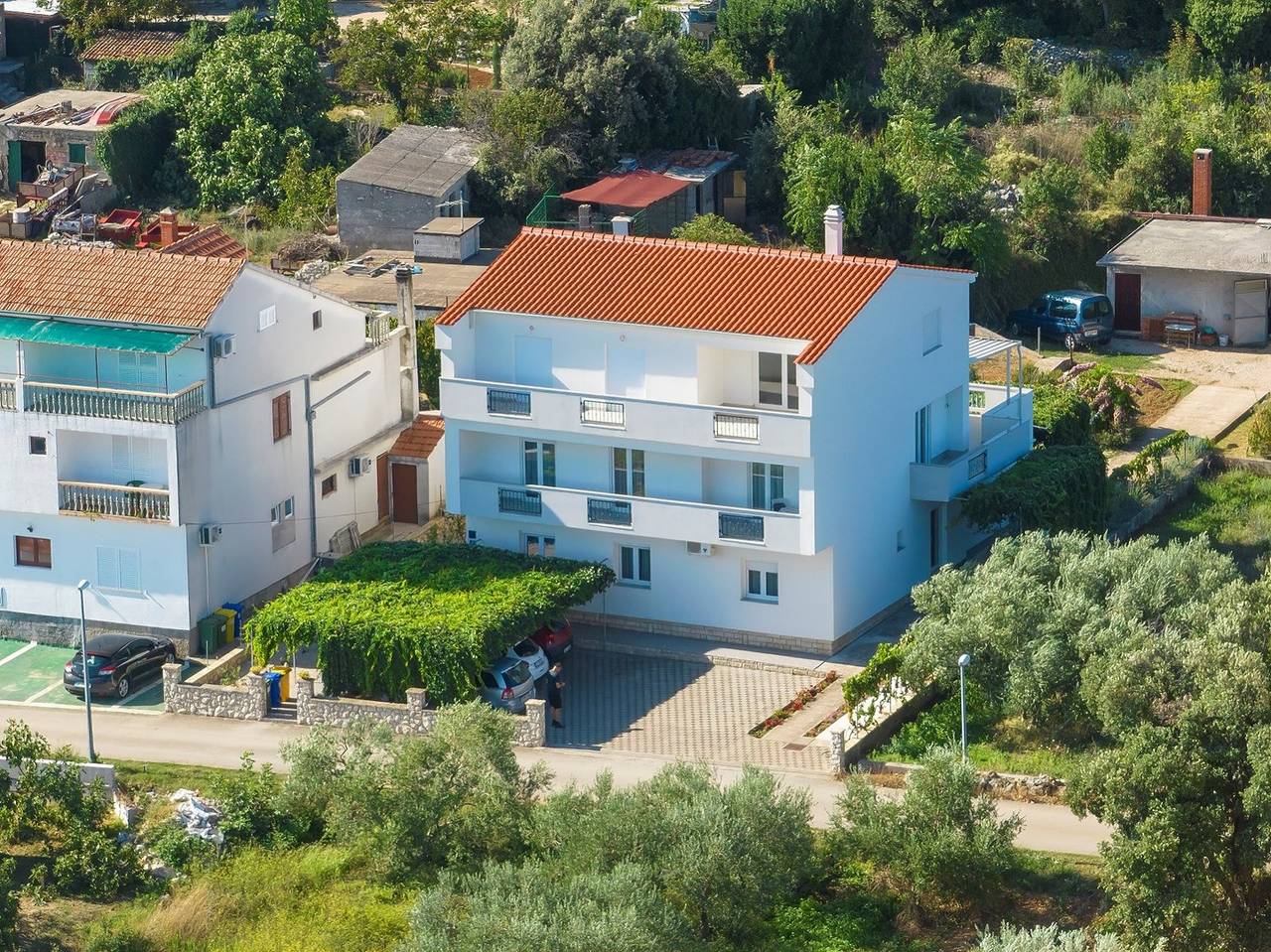 Ganze Wohnung, Ein-Schlafzimmer-Ferienwohnung Alicia A3 in Ugrinici, Tkon