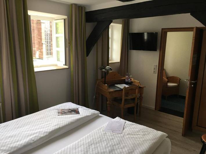 Hotel für 6 Personen, mit Ausblick in Warburg - 4