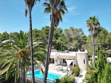 Casa rural para 6 personas, con piscina y jardín, Se admiten mascotas en Santa Eulària des Riu