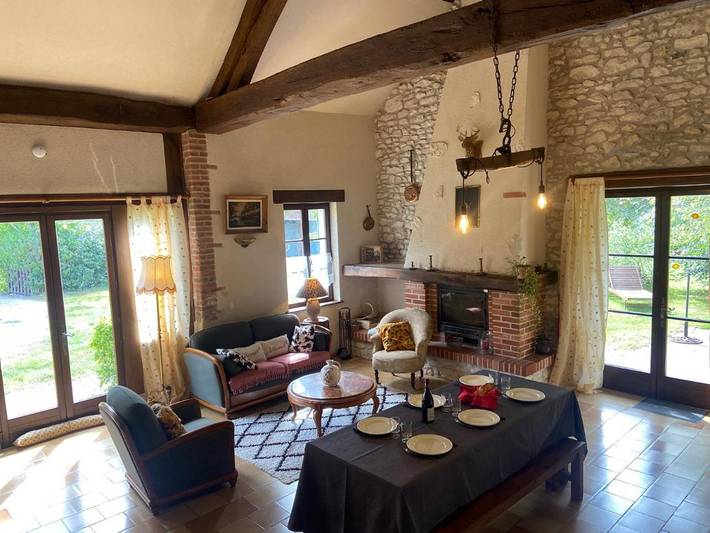 Location de vacances pour 5 personnes, avec jardin ainsi que vue et piscine, animaux acceptés à Langon (Loir-et-Cher) - 3