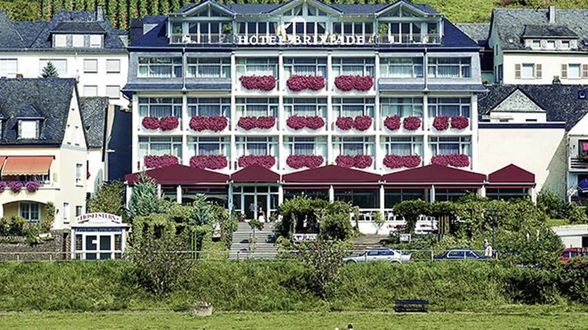 Ferienwohnung für 2 Personen, mit Sauna und Pool sowie Garten in Reichsburg Cochem