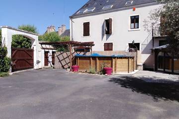 Gîte pour 8 personnes, avec jardin à Saint-Gaultier