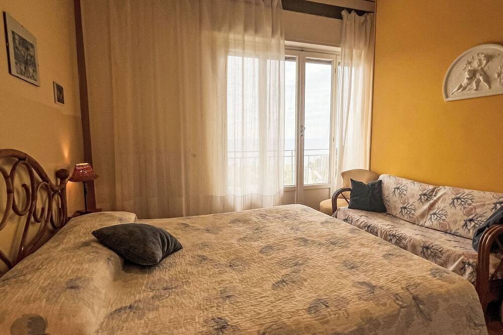 Apartamento entero, Joly in Pantai (Costarainera), Costarainera