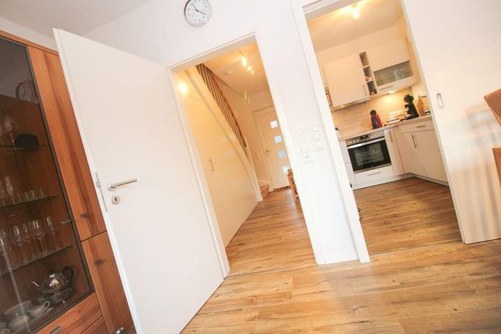 Ferienwohnung für 4 Personen, mit Terrasse und Garten in Norden - 4