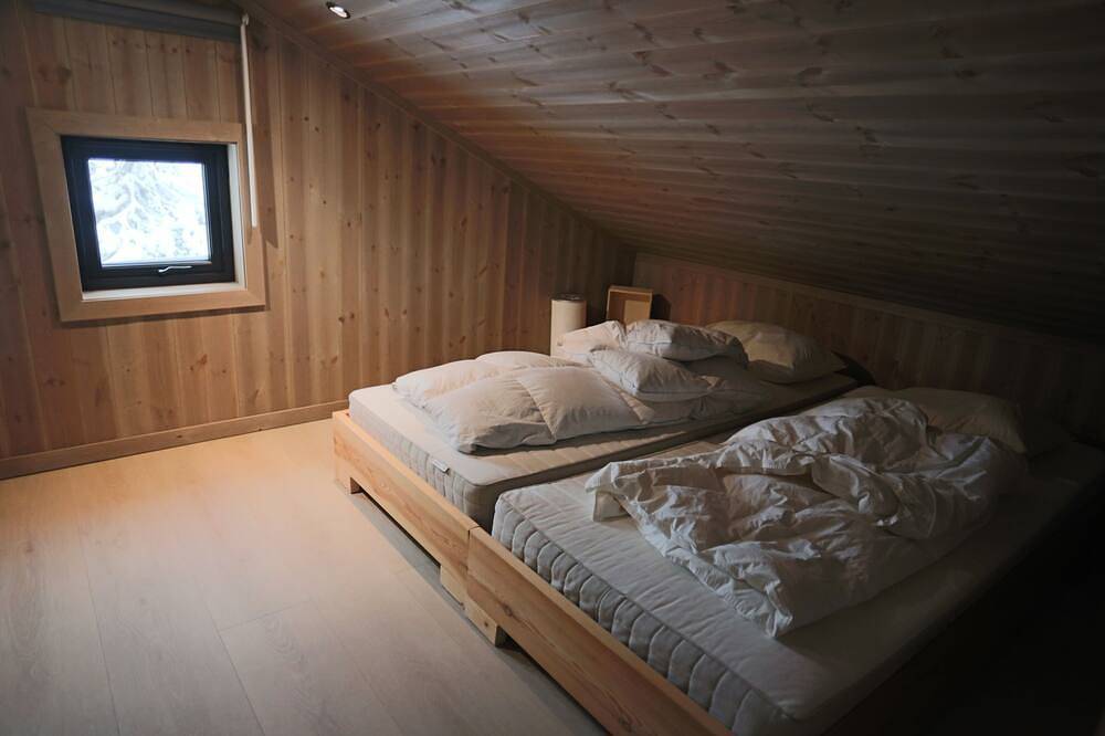 Hel leilighet, Koselig hytte i rolige omgivelser i Setesdalsheiene in Bortelid, Åseral