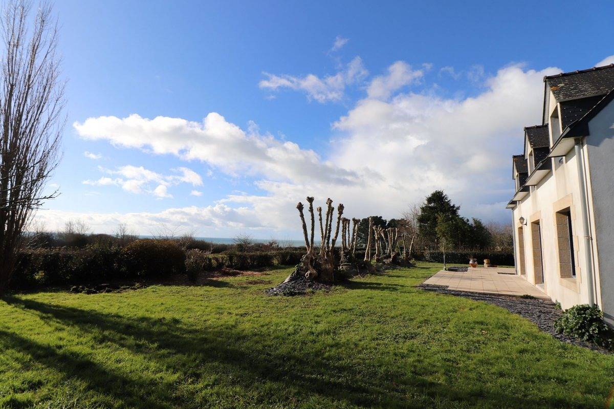 Porzh gwen in Moëlan-sur-Mer, Côte de Cornouaille