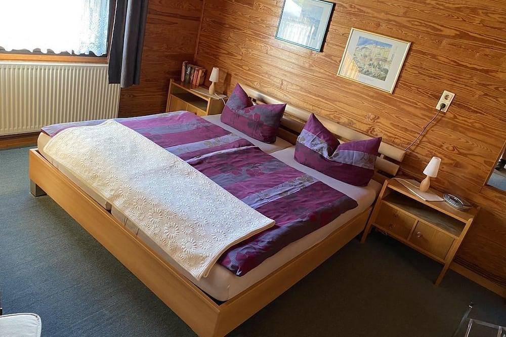 Ganze Wohnung, 2-Personen-Ferienhaus - Ferienhaus Kohl in Manderscheid, Bernkastel-Kues & Umgebung