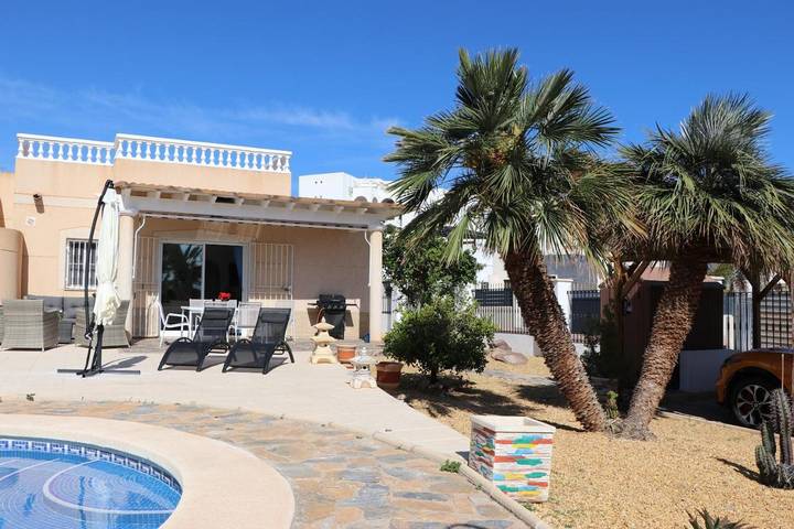 Gîte pour 4 personnes, avec jardin et vue ainsi que piscine et vue sur le lac à San Juan de los Terreros - 4