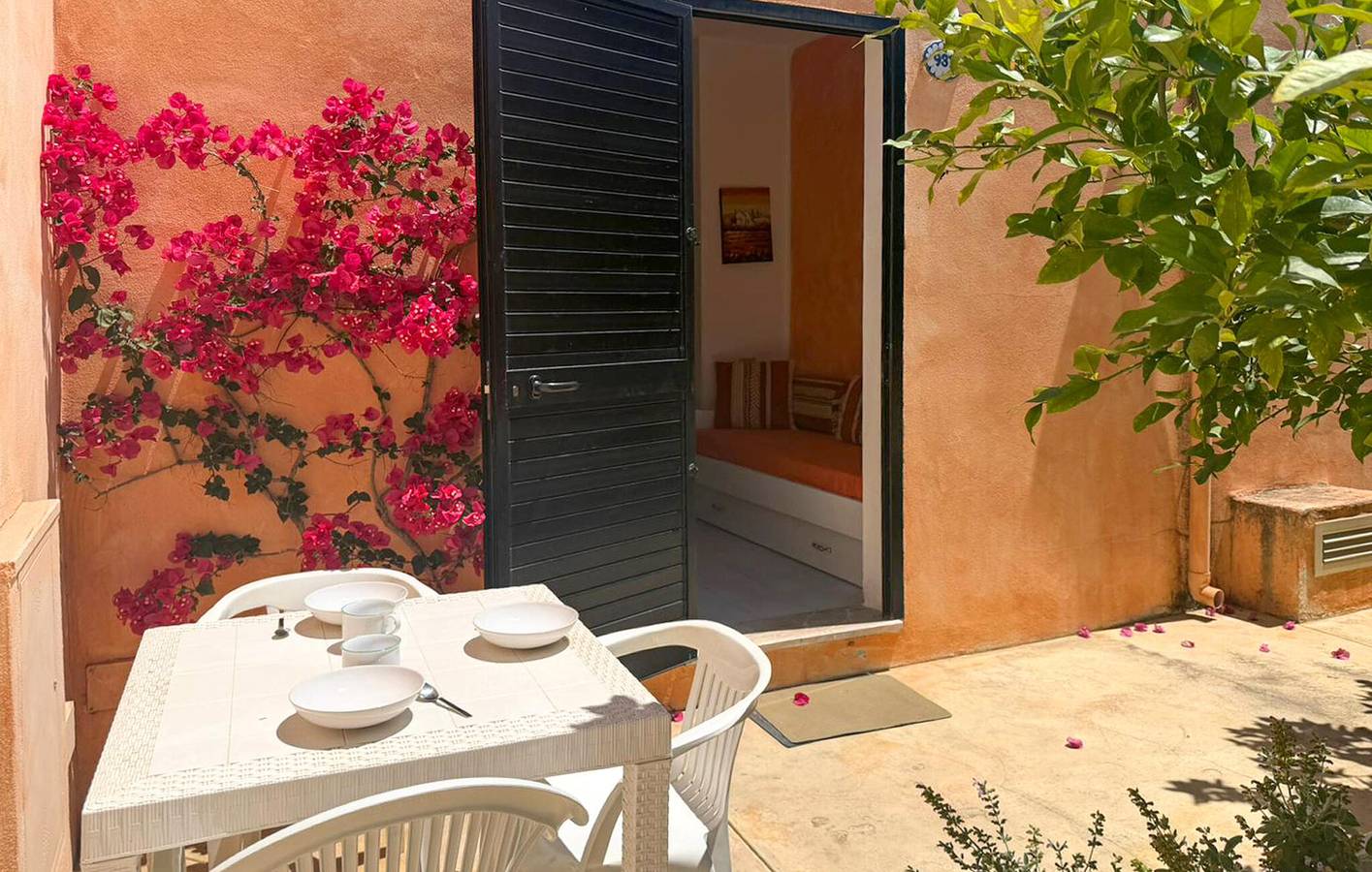 Gemütliche Wohnung am Meer mit Meerblick, Terrasse und Parkplatz in der Nähe von Costa Rei in Costa Rei, Muravera