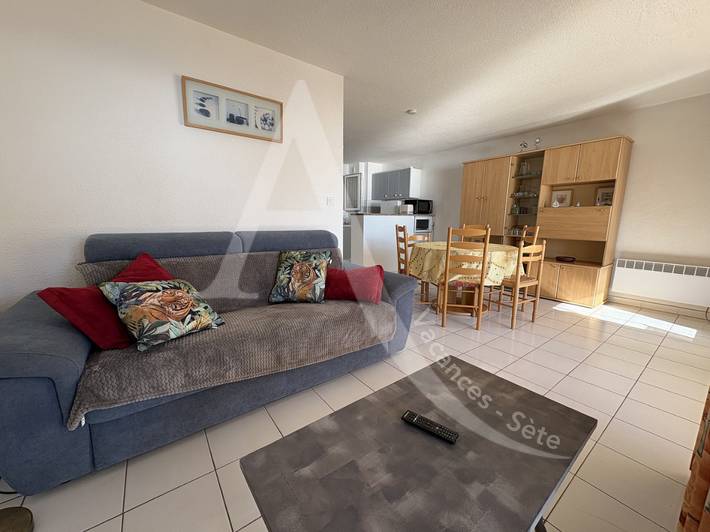 Gîte pour 4 personnes, avec terrasse dans Plage Lazaret - 3