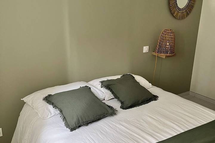 Location de vacances pour 6 personnes, avec piscine à Murato - 4