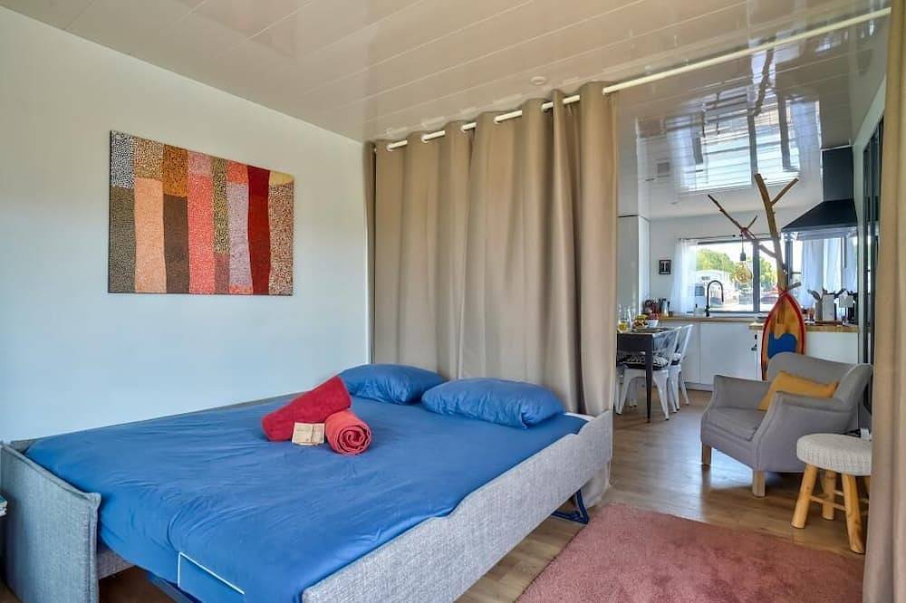 Apartamento entero, Houseboat : Une Maison sur L'eau in Conflans-Sainte-Honorine, Yvelines