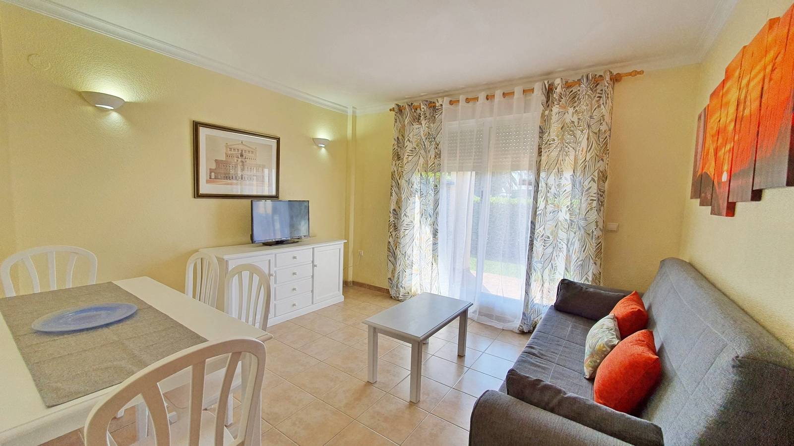 Ganze Wohnung, Ferienwohnung für 4 Personen mit Balkon in Playa Xeraco, Xeraco