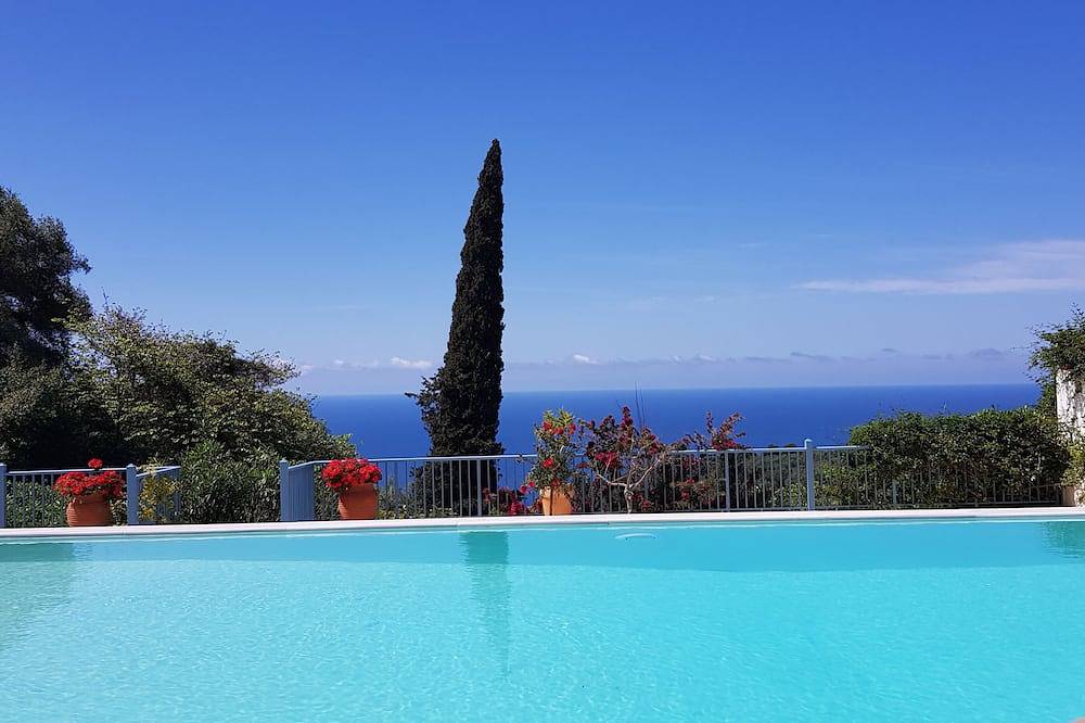 Casa vacanza a Corfù a partire da 391€ a notte