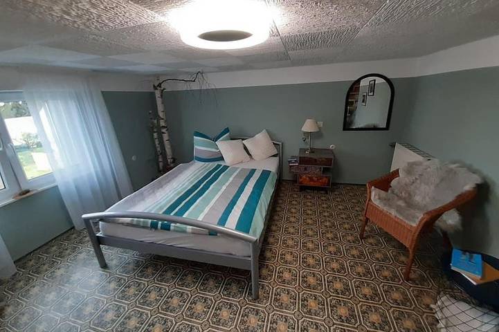 Ferienhaus Zum Hochstein - 4-Bett-Ferienhaus Dusche/Wc, 2 Schlafräume in Ettringen, Osteifel