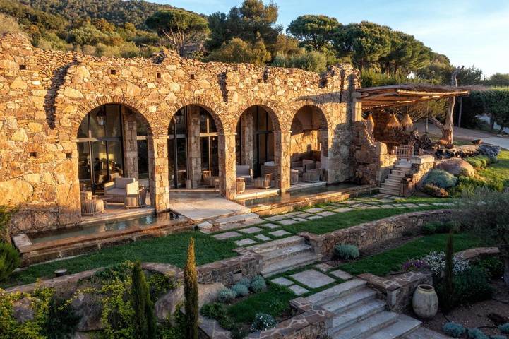 Villa pour 2 personnes, avec jacuzzi ainsi que piscine et jardin à Porto-Vecchio - 2