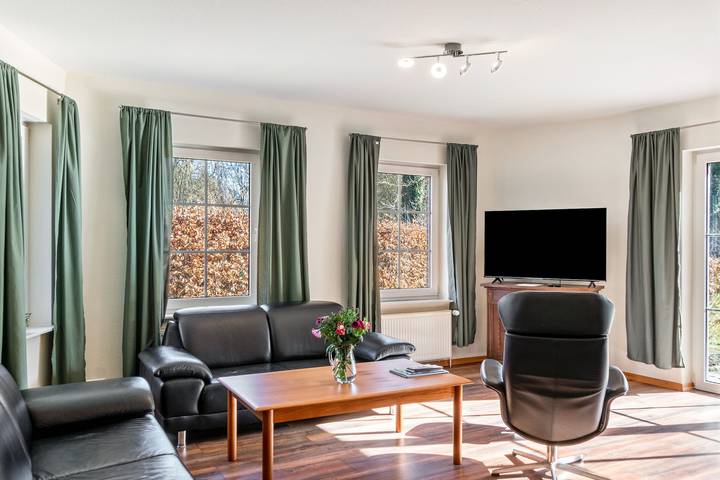 Ferienhaus für 4 Personen, mit Garten, mit Haustier in Zetel - 2