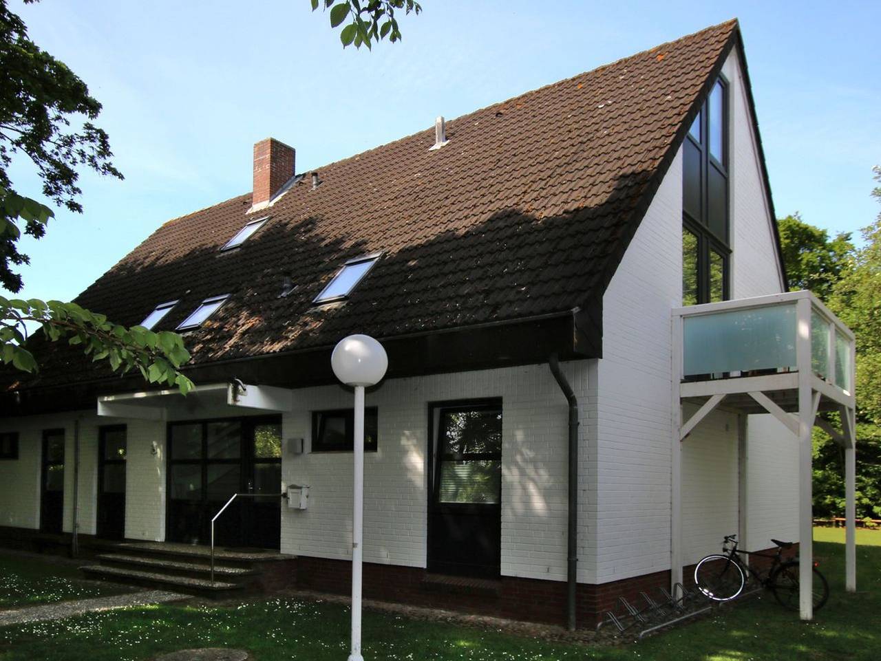 Ganze Ferienwohnung, Waldstraße 19a, Whg 21, Feriendomizil am Südstrand - Ferienwohnung mit 2-Zimmern auf ca. 44m² mit Westterrasse in Wyk auf Föhr (Stadt), Wyk auf Föhr