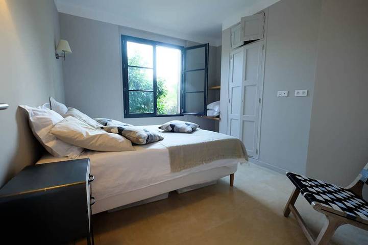 Ferienhaus für 10 Personen, mit Terrasse und Garten in Saint-Tropez - 3