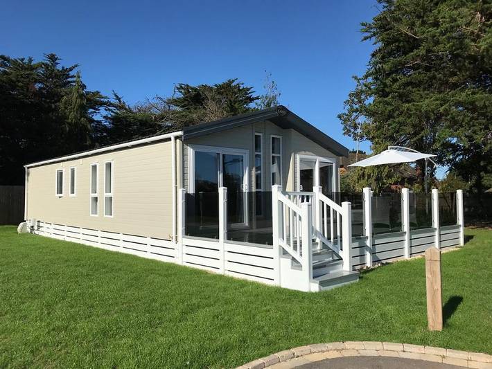 Lodge for 6 people, with Garden in Christchurch