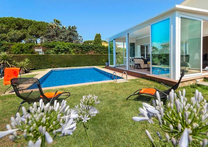 Chalet para 8 personas, con jardín en Baix Empordà - 2