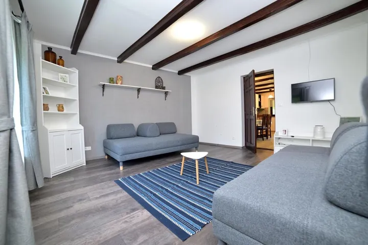 Chalet para 11 personas, con piscina para niños y sauna además de vistas y jardín - 1