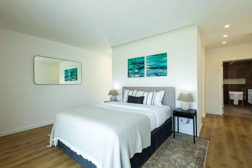 Deluxe Villa in Praia dos Pescadores (Ericeira), Ericeira