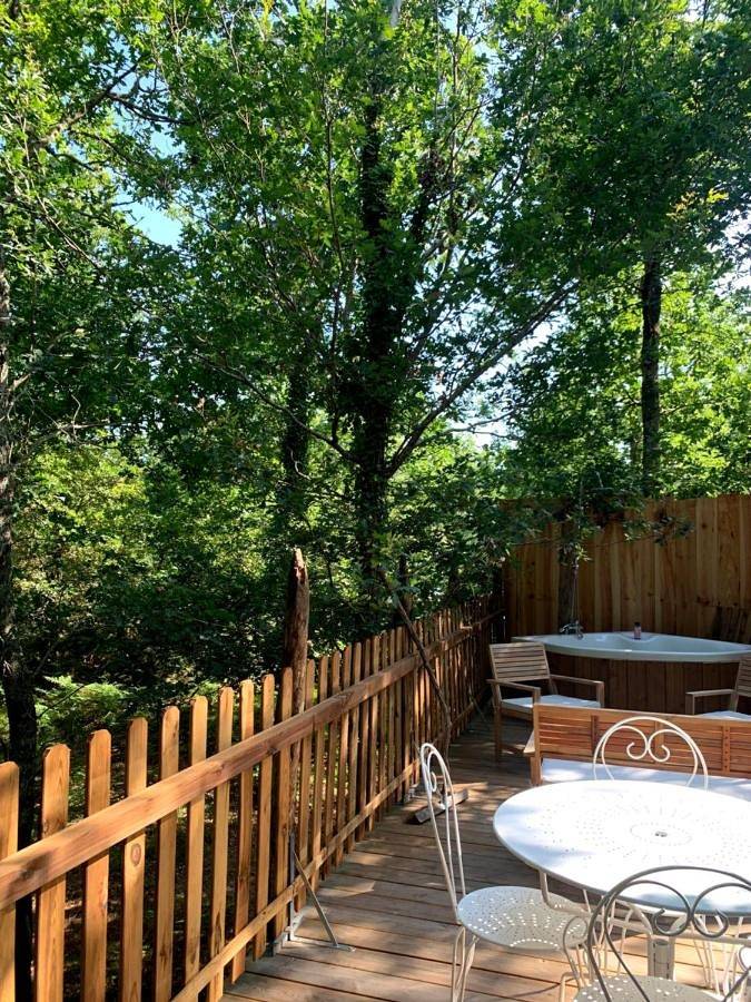 Camping pour 4 personnes, avec terrasse, animaux acceptés à Mimizan - 2