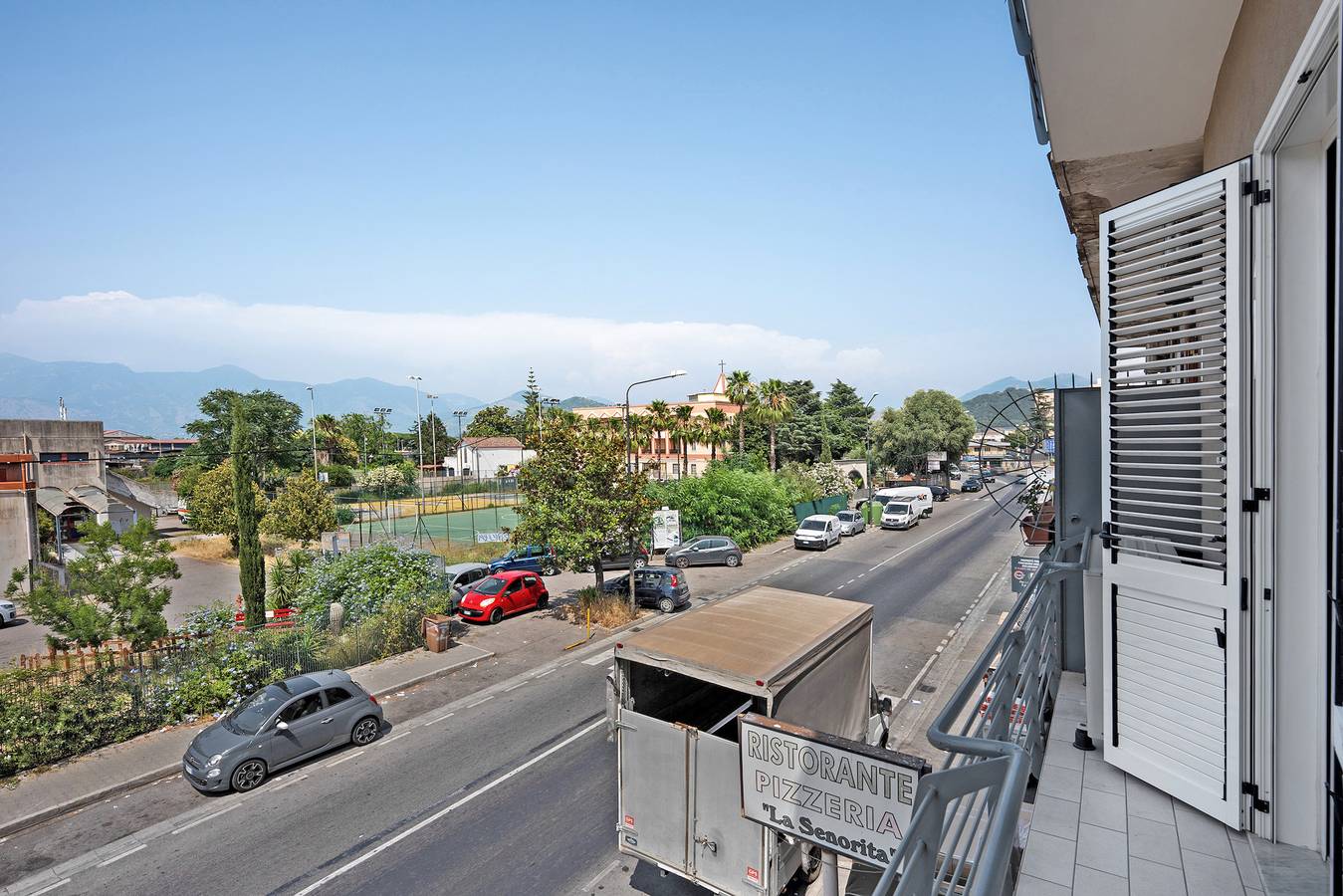 Room 'Camera Tripla Costiera' with Shared Terrace, Wi-Fi and Air Conditioning in Pagani, Tyrrhenian Coast Campania