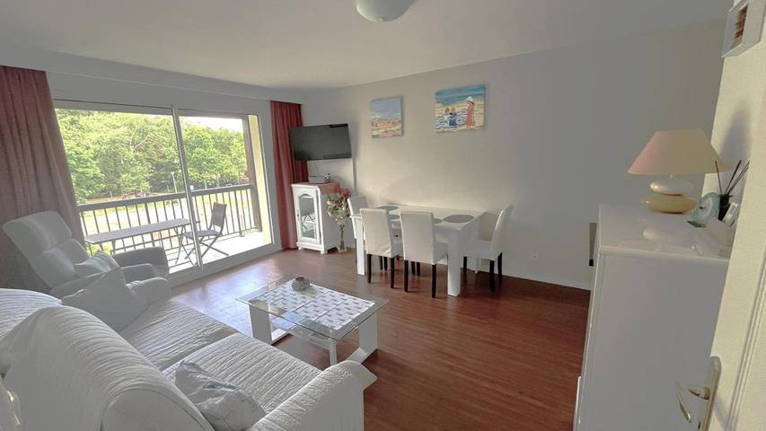 Appartement de vacances pour 4 personnes, avec Balcon et Jardin ainsi que Piscine et Vue dans Hardelot Plage