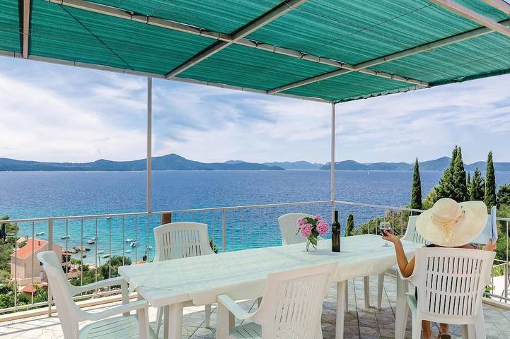 Ferienhaus für 8 Personen, mit Terrasse - 1