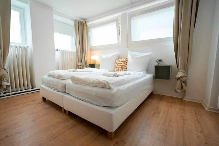 Ganze Wohnung, Hamburg City Apartment for 7 in Hamburg Rotherbaum, Hamburg
