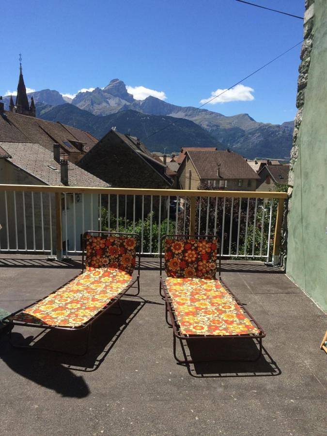Location de vacances pour 4 personnes, avec vue et jardin dans Lac du Sautet - 3
