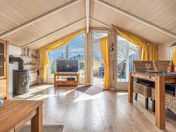 Ferienhaus mit Meerblick für 4 Personen, mit Sauna und Terrasse sowie Garten, mit Haustier in Schönhagen