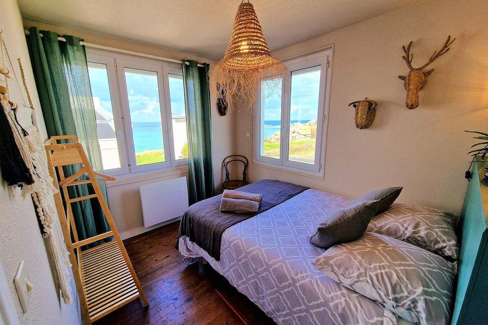 Villa Ti Ann 4 persons, sea view. stand 50 meters in Kerfissien, Cléder