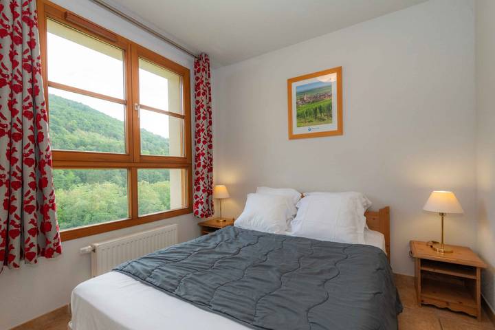 Gîte pour 4 personnes, avec piscine ainsi que balcon et sauna à Ammerschwihr - 2