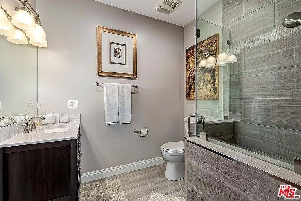 Beverly Hills Mediterranean Estate 90210 10 Beds 9.5 Bathrooms. 7 ensuite. in Los Angeles, Los Angeles County