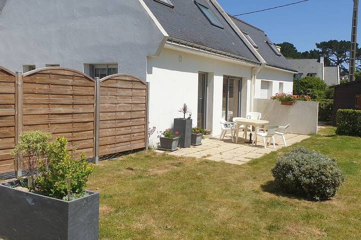 Holiday home for 5 people, with garden and terrace, with pets - 1