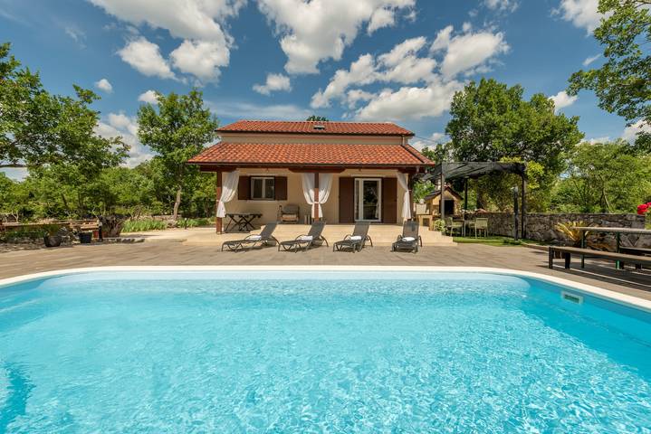 Villa Pax Promona Zadarvillas in Dalmatinisches Zagora