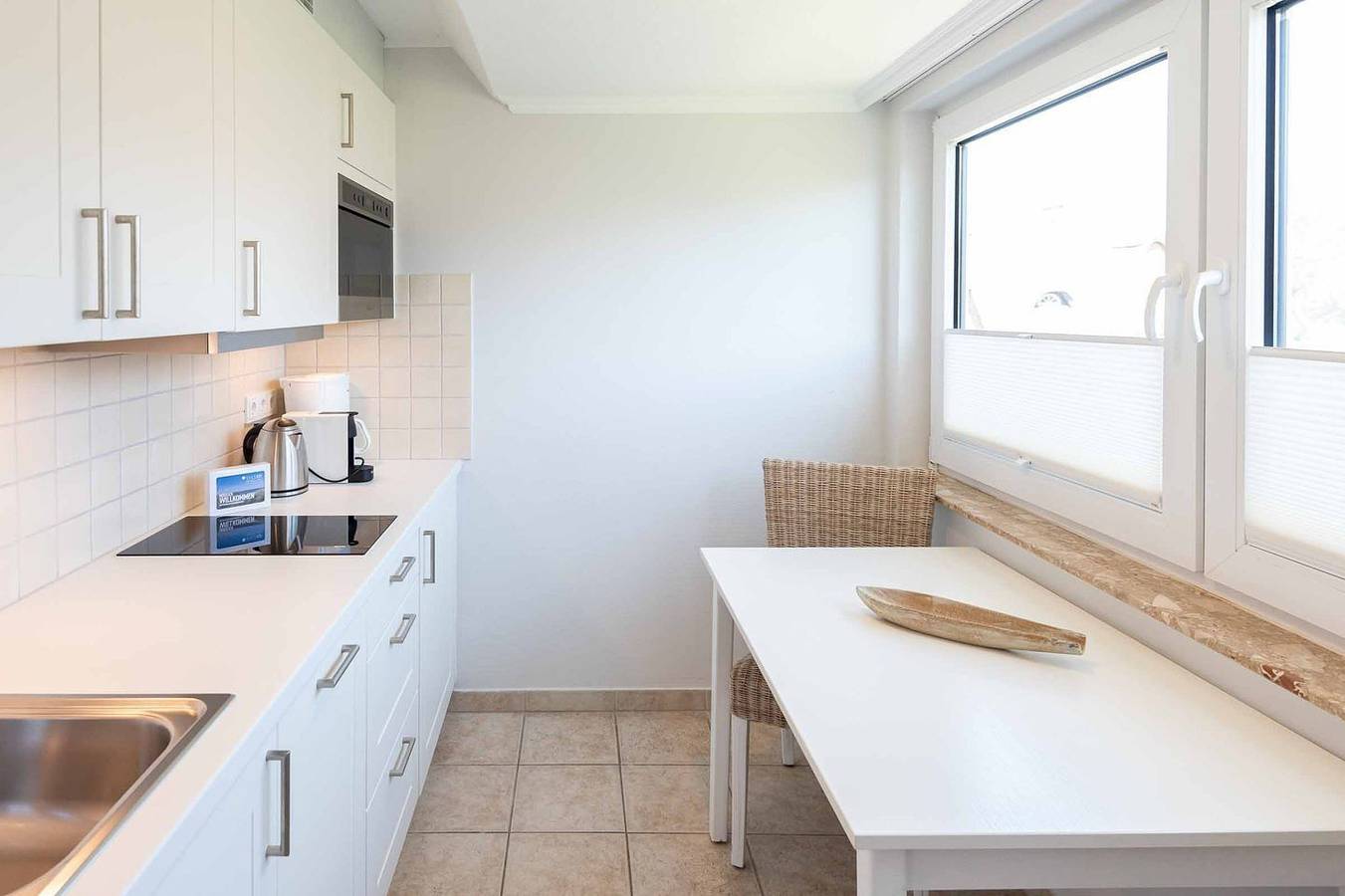 Ganze Wohnung, Schöne und strandnahe 2-Zimmer-Ferienwohnung mit ca. 65 m², für max. 2 Personen in Wenningstedt, Sylt