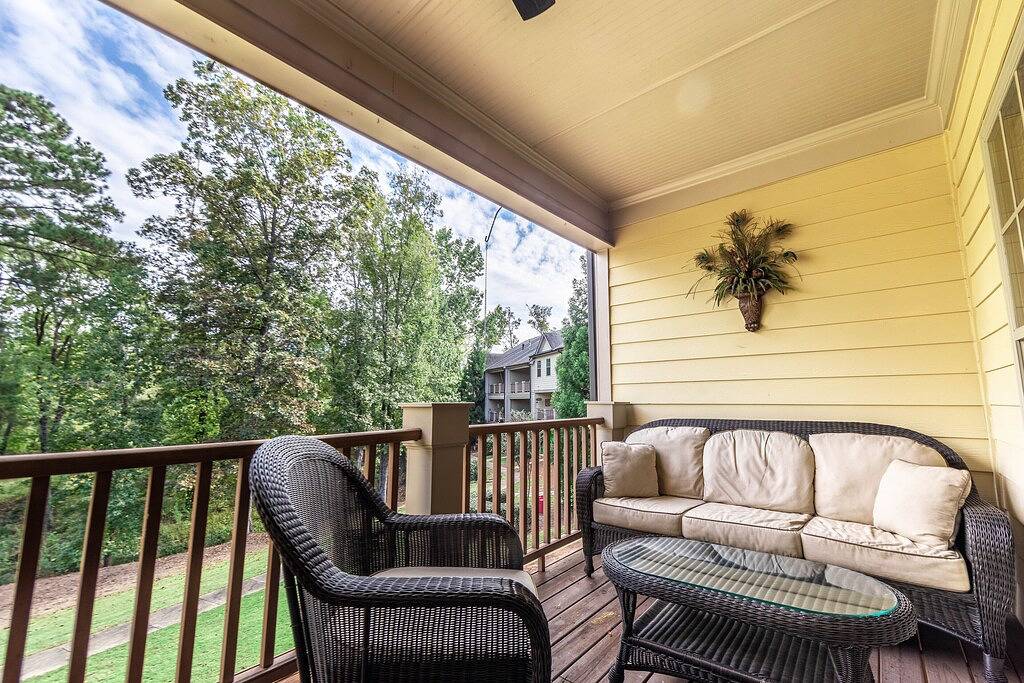 Direct Lake Access | Home Theater | Sleeps 8 in Lake Oconee