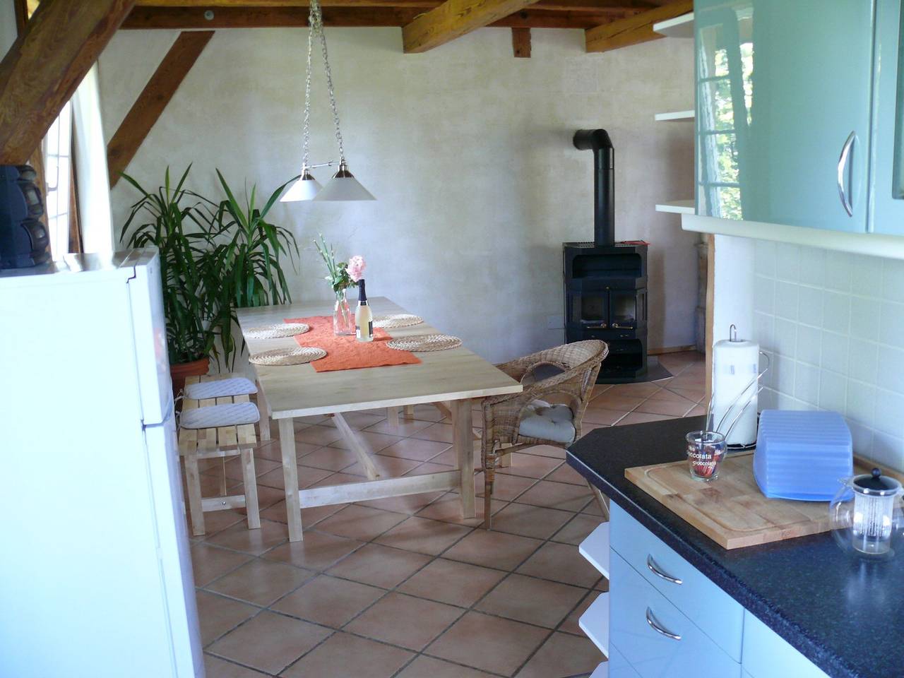 Ganze Wohnung, Ferienwohnung Bretterschlupf" mit Gemeinschaftsgarten, Balkon und Wi-Fi in Salem, Region Bodensee-Oberschwaben