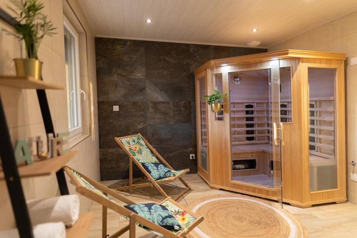 Maison de vacances pour 4 personnes, avec jardin et jacuzzi ainsi que piscine et sauna, animaux acceptés dans Territoire de Belfort - 3