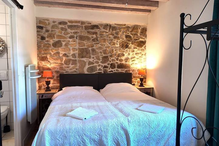 Maison de vacances pour 6 personnes, avec piscine ainsi que jardin et terrasse, animaux acceptés
